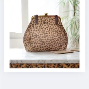 Vintage Leopard Print Kiss-Lock Shoulder Bag